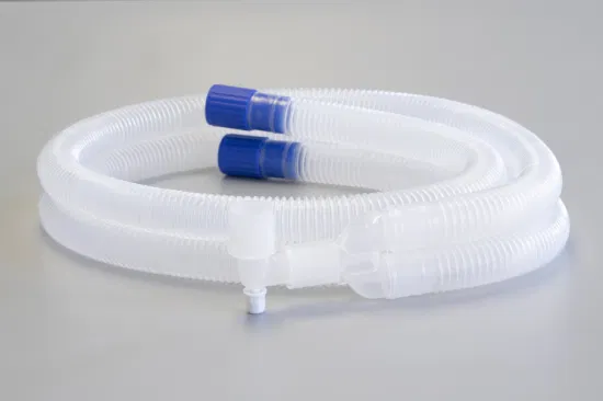 Circuit respiratoire d'anesthésie ondulé stérile jetable médical pour adulte